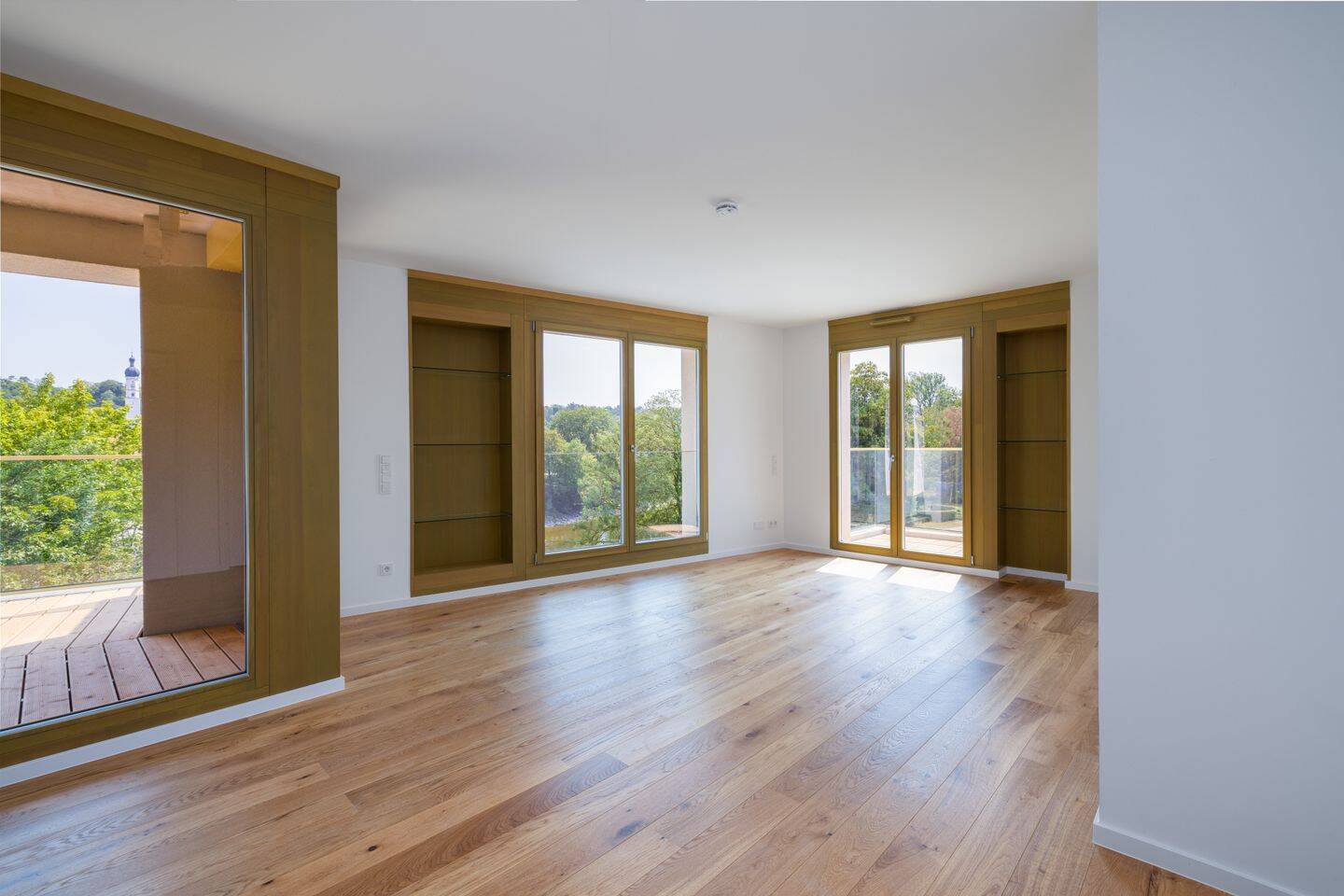 Kurzfristig bezieh- oder vermietbar! Helle 2-Zimmer-Wohnung mit Loggia, 86899 Landsberg am Lech