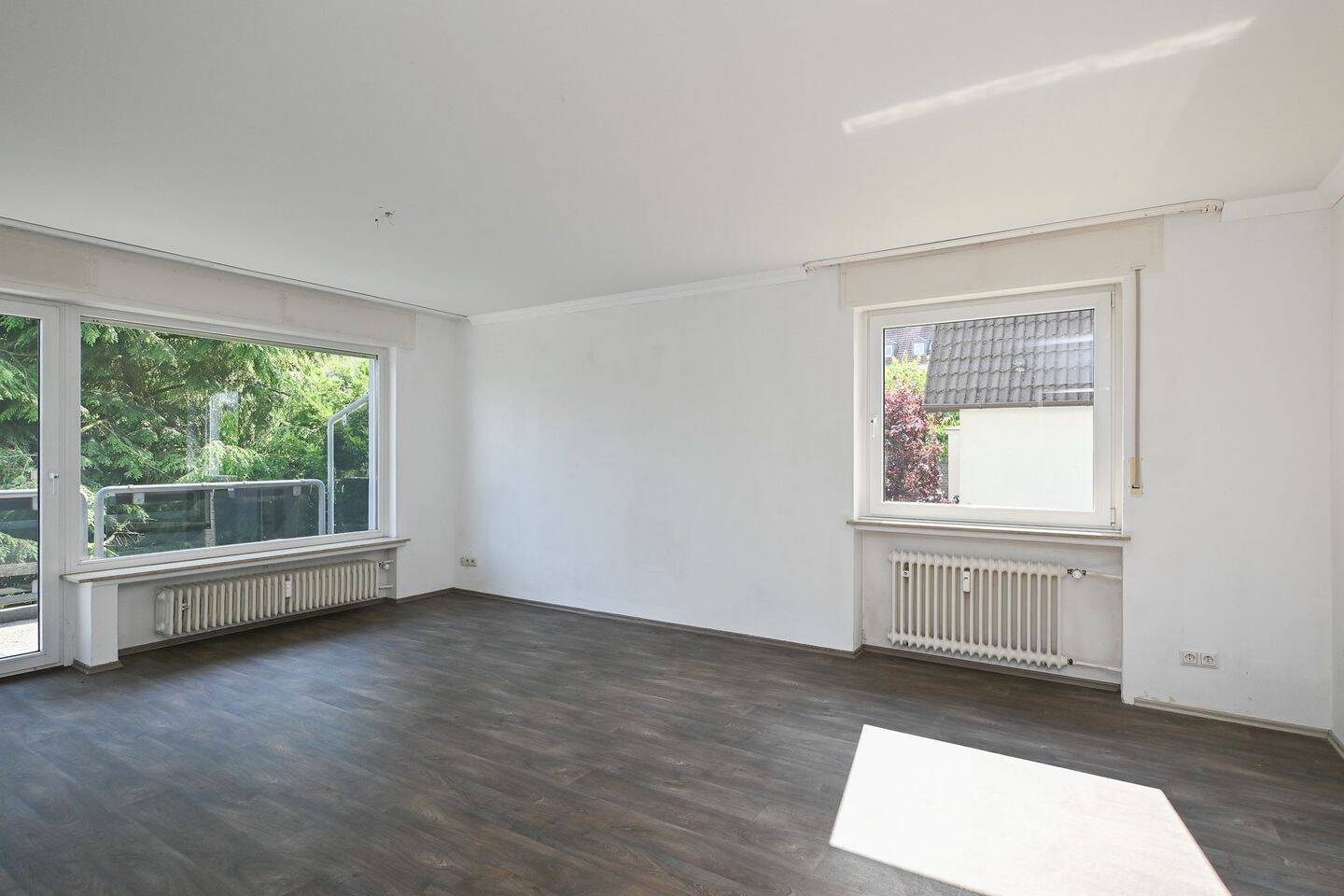 Leerstehende Etagenwohnung – in unmittelbarer Nähe zum botanischen Garten, 33617 Bielefeld (Gadderbaum Innenstadt)