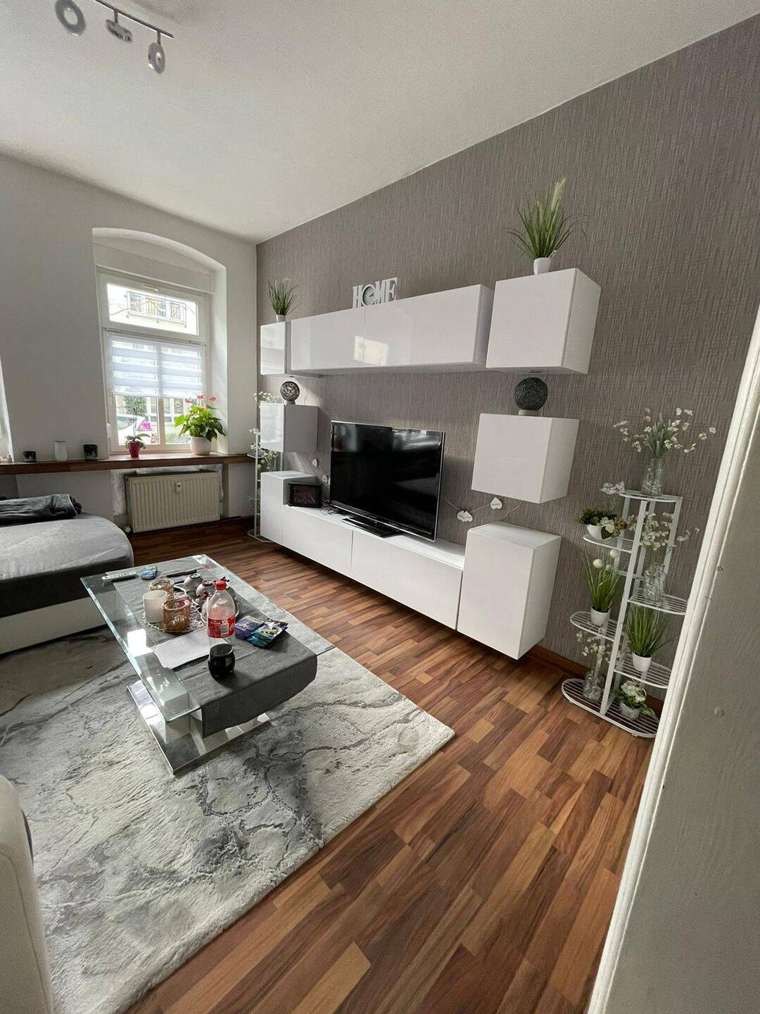 Gepflegte 3,5-Zimmer-Wohnung mit Balkon und Garage in Gera Debschwitz, 7548 Gera