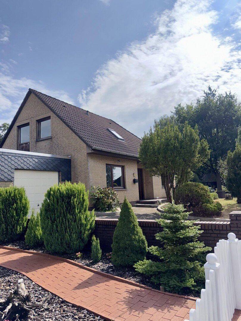 Seltene Gelegenheit in Delmenhorst: 150 m², großer Garten, viel Ausbaupotenzial – provisionsfrei, 27755 Delmenhorst