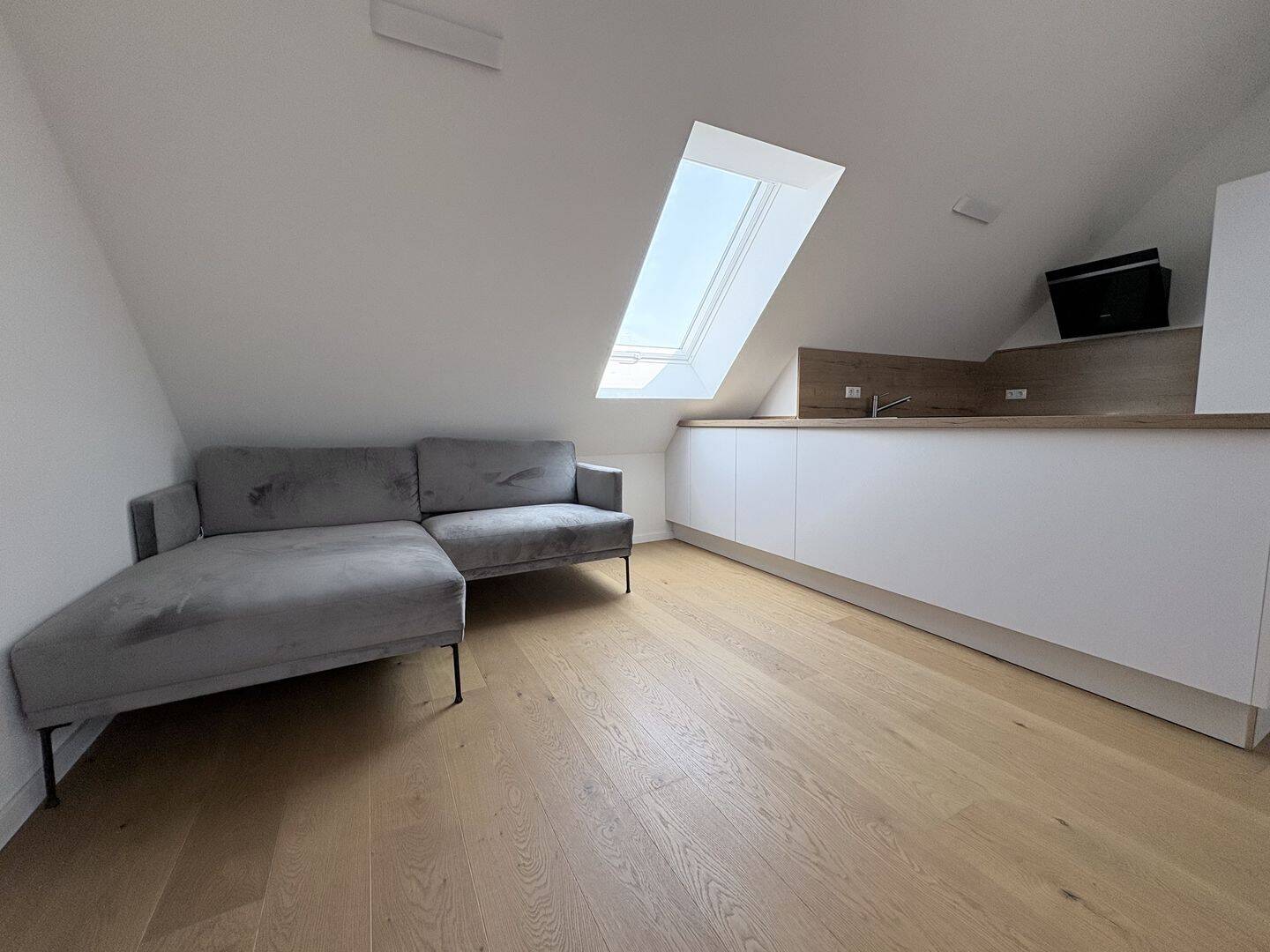 Stilvolle 2-Zimmer-Wohnung mit hochwertiger Ausstattung, 86399 Bobingen