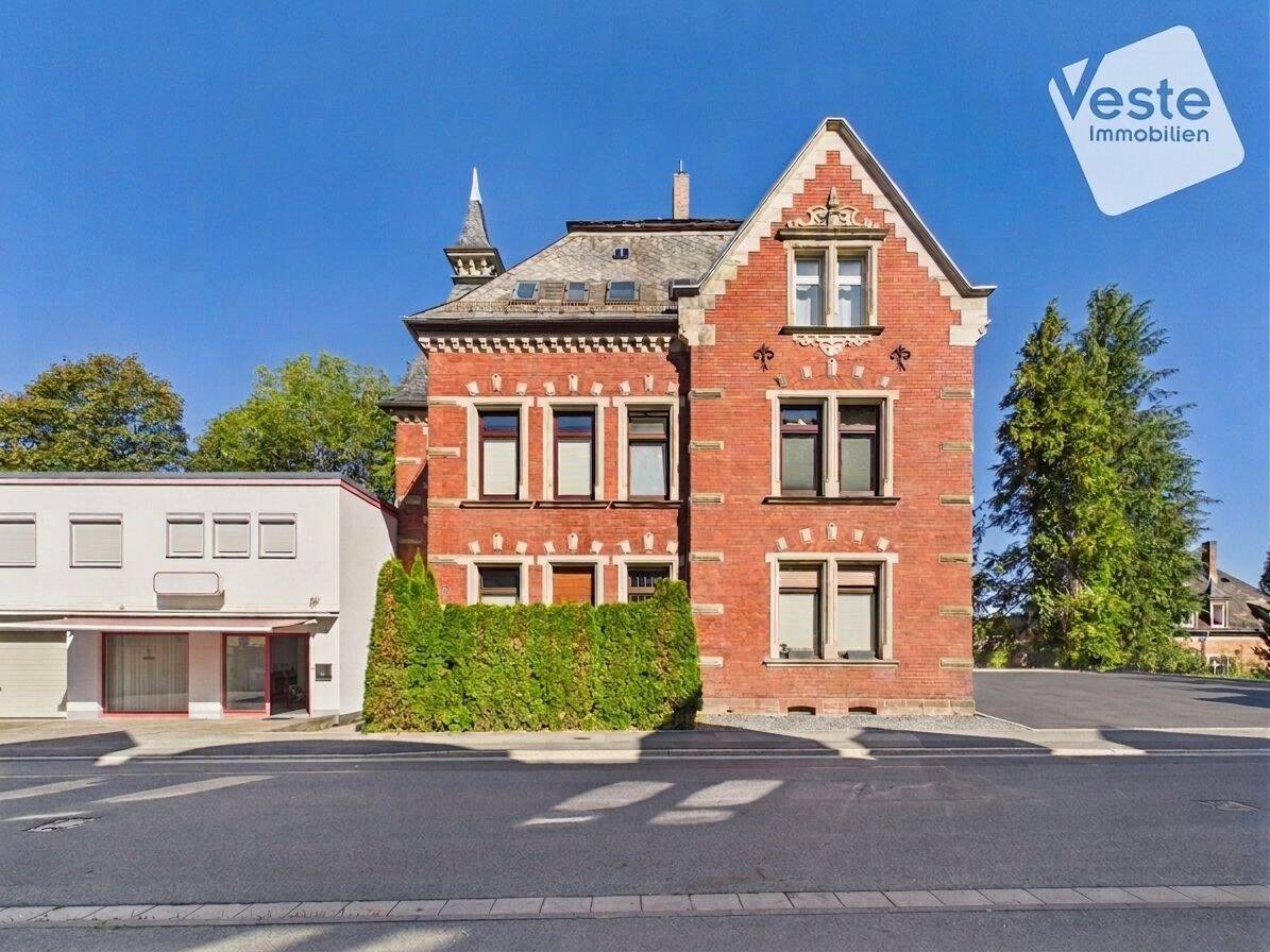 Historischer Charme trifft modernes Wohnen – 2 Zimmer ETW mit Stellplatz am Coburger Hahnweg, 96450 Coburg