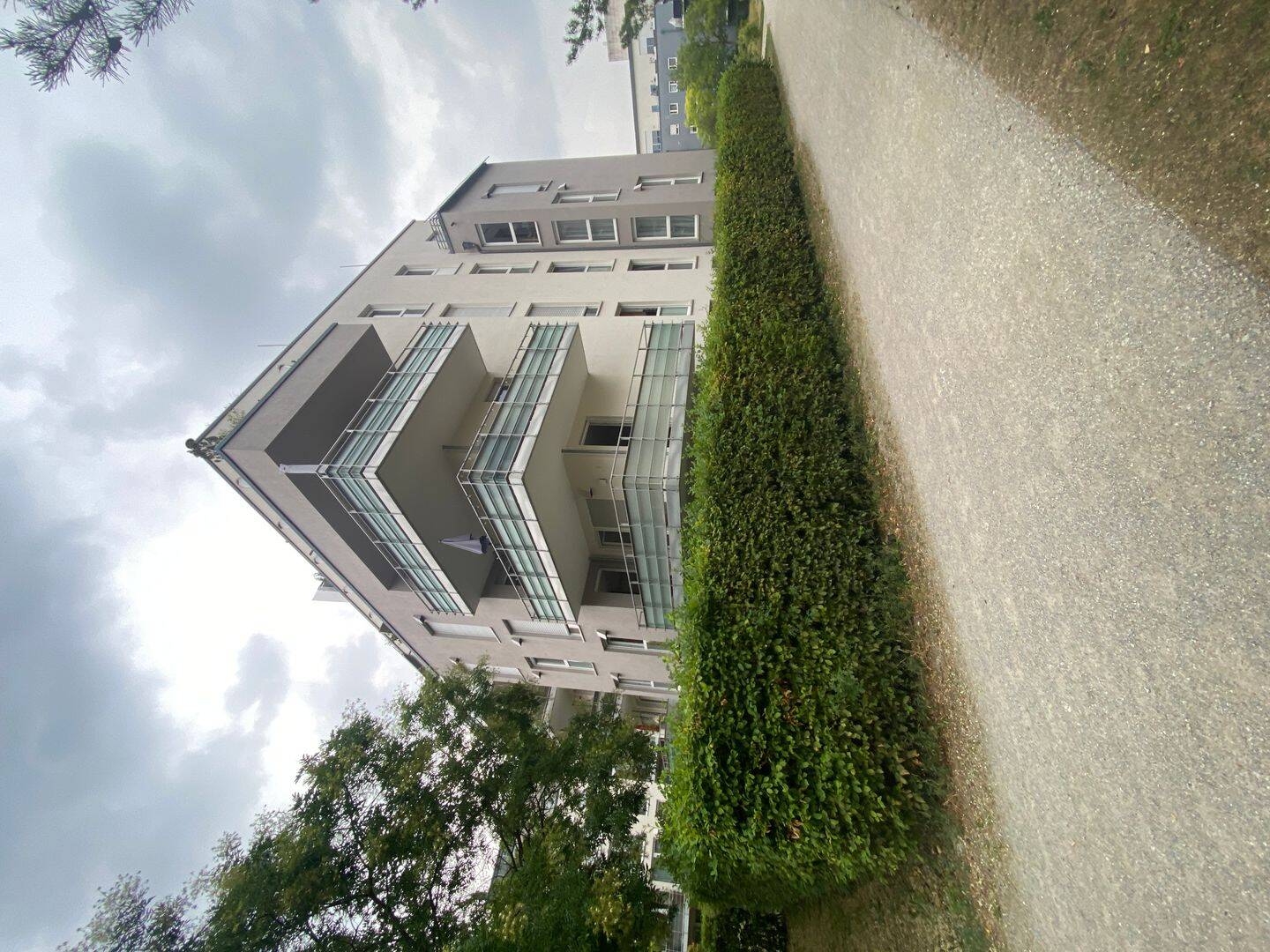 3 Zimmerwohnung mit hochwertiger Einbauküche und großem Balkon, 80807 München (Milbertshofen-Am Hart Schwabing-Freimann)