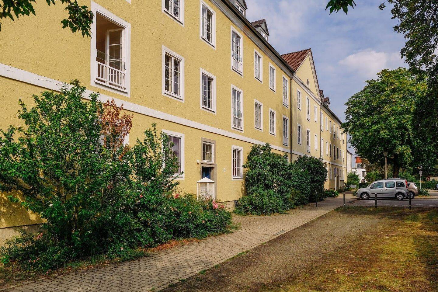 Wohnung mit Balkon in der Stadtmitte // EG Links, 38440 Wolfsburg