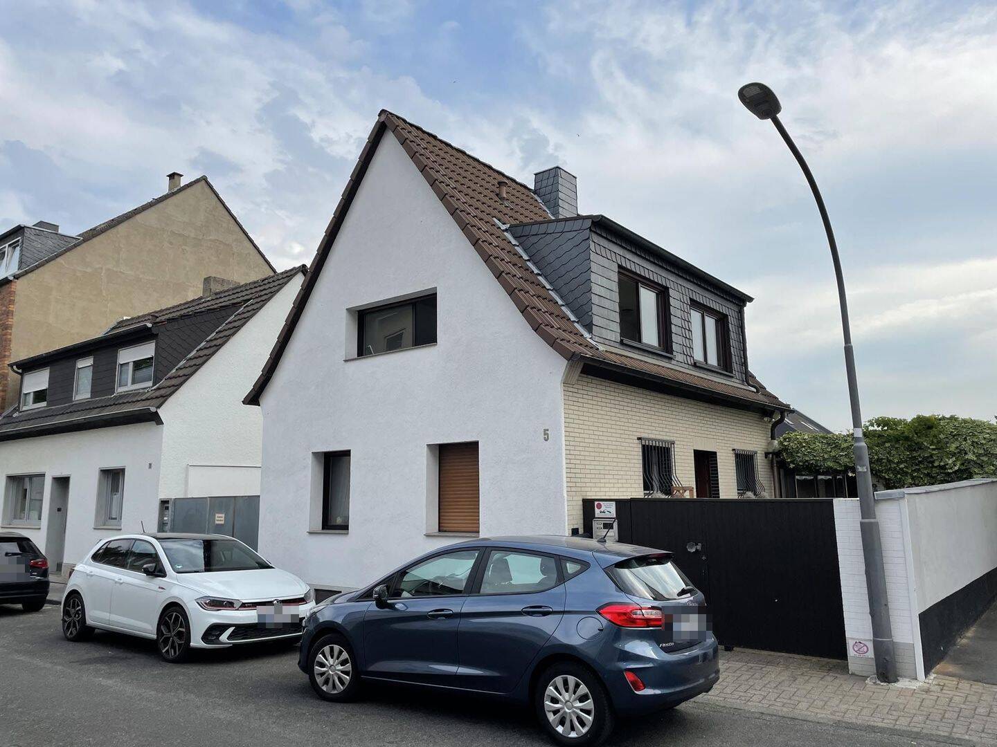 Ein Haus, viele Möglichkeiten – Einfamilienhaus mit separater Wohneinheit, 50739 Köln (Nippes Bilderstöckchen Longerich Mauenheim Weidenpesch)