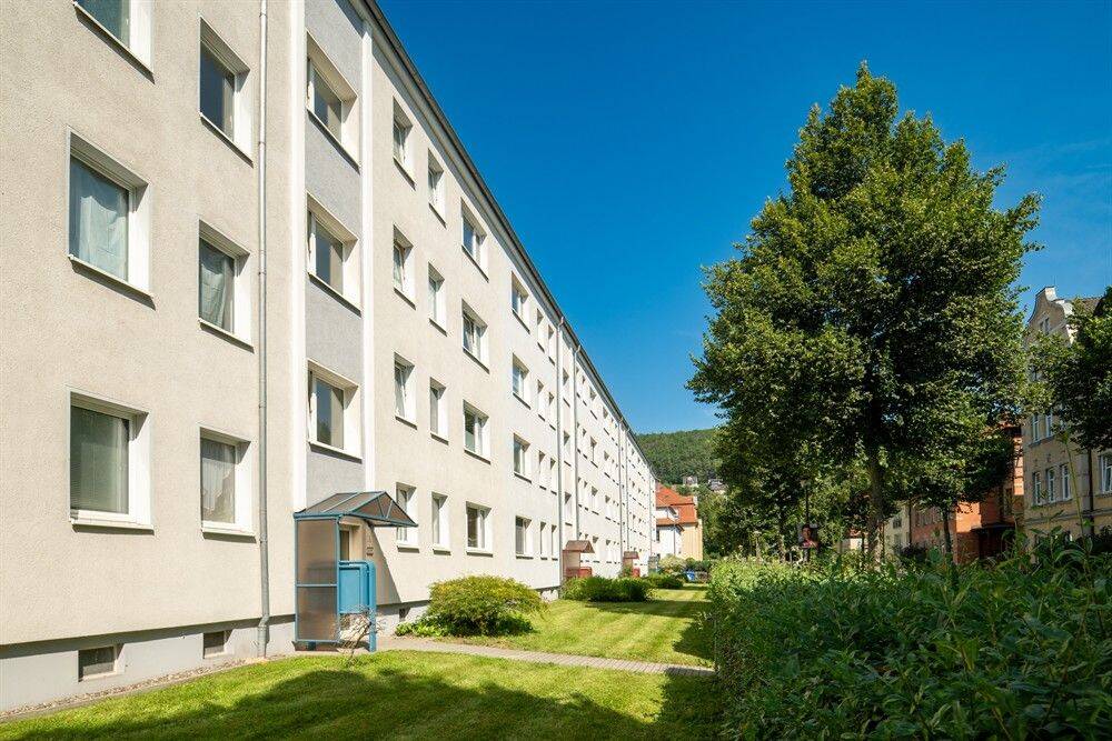 Renovierte 2-Raum-Wohnung mit Balkon zu vermieten, 7407 Rudolstadt