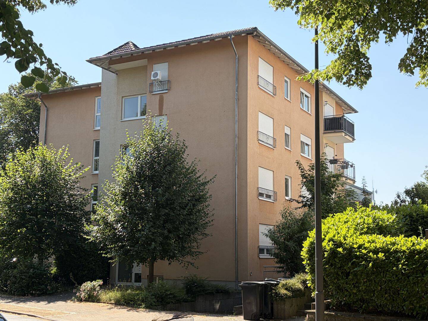 Eigentumswohnung zum Verkauf – eine ganz klare Sache !, 65187 Wiesbaden (Biebrich Wiesbaden)