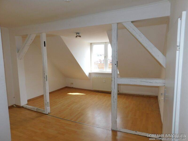 2-Zimmer-DG-Wohnung  in Schweriner Schelfstadt, 19055 Schwerin