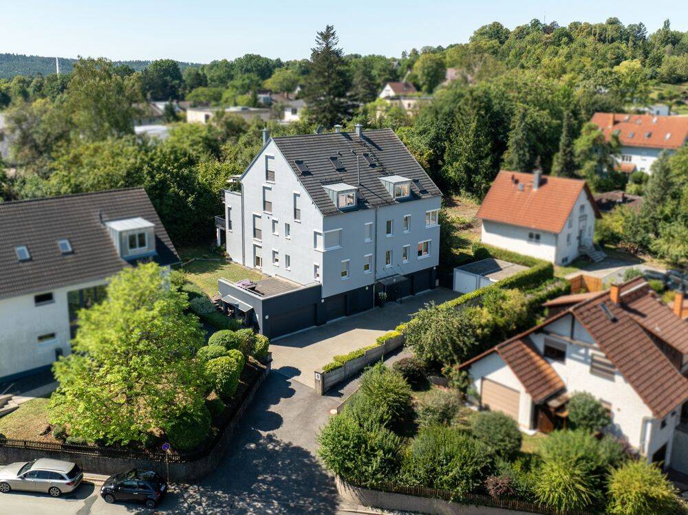 3-Zimmer-Wohnung in bester Coburger Lage – Top-Zustand, Garten, zwei Terrassen und Garage, 96450 Coburg