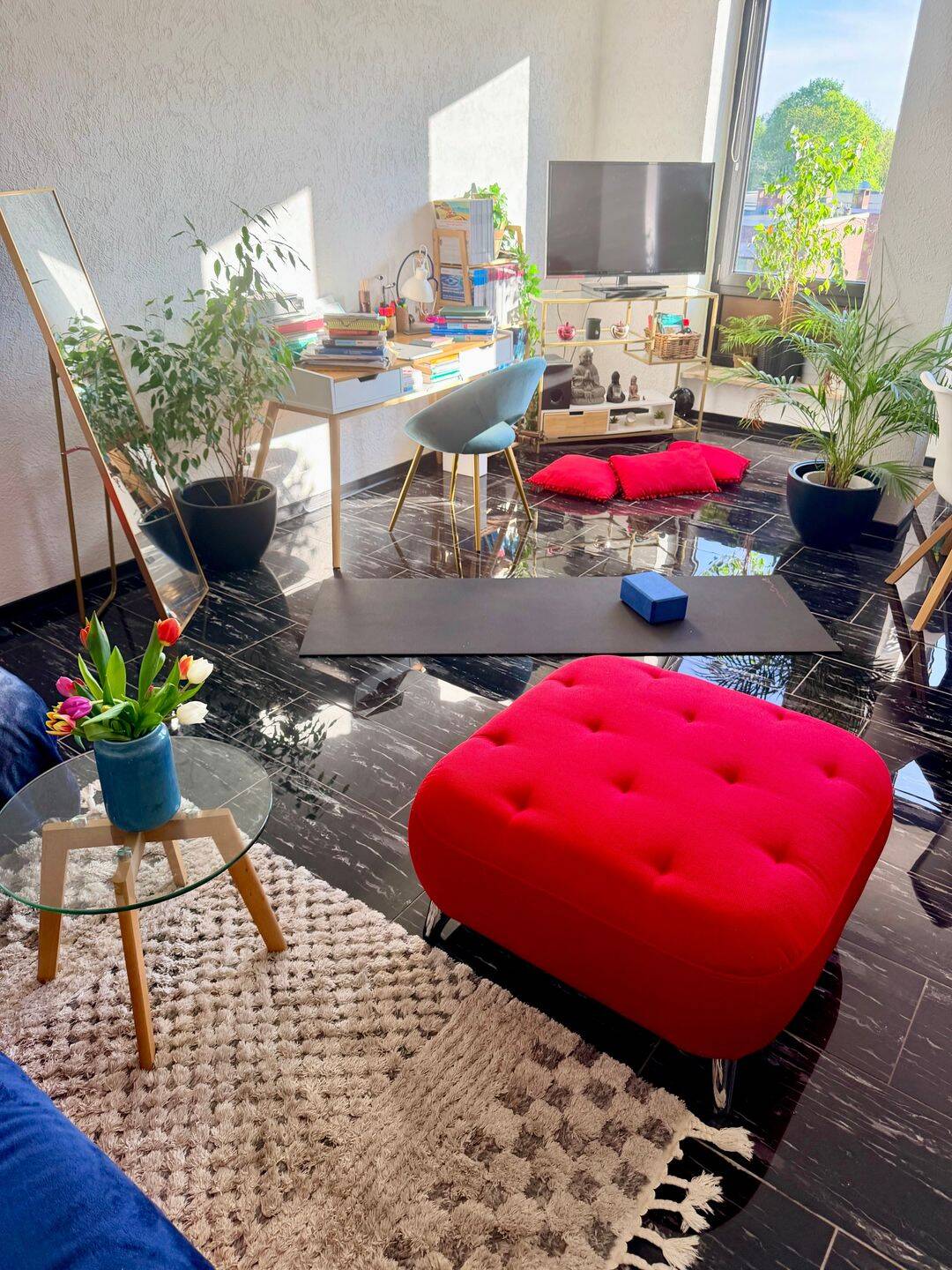 Schöne 2-Zimmer-Wohnung, ab Oktober frei. Inkl- Möbelübernahme., 40229 Düsseldorf (Eller Lierenfeld Oberbilk)