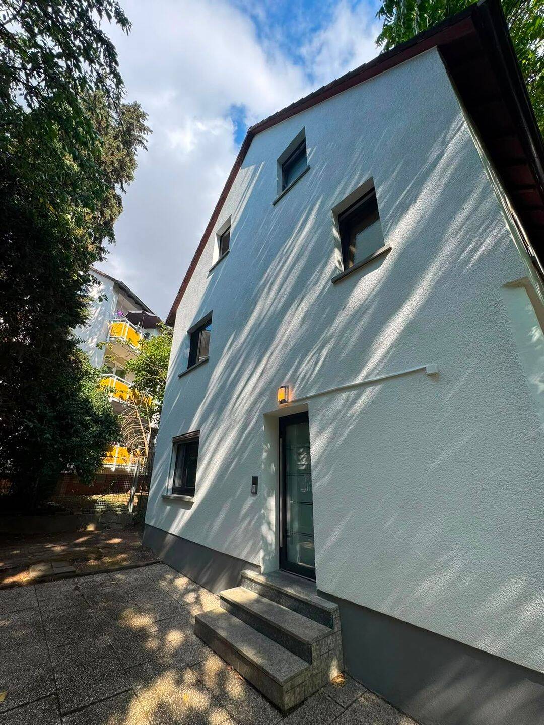 4-Zimmer-Wohnung in Frankfurt am Main, 60437 Frankfurt am Main