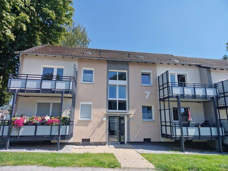 Sehr schöne 3-Zimmer Wohnung mit großem Balkon! – 44359 Dortmund – Bild 1 von 1