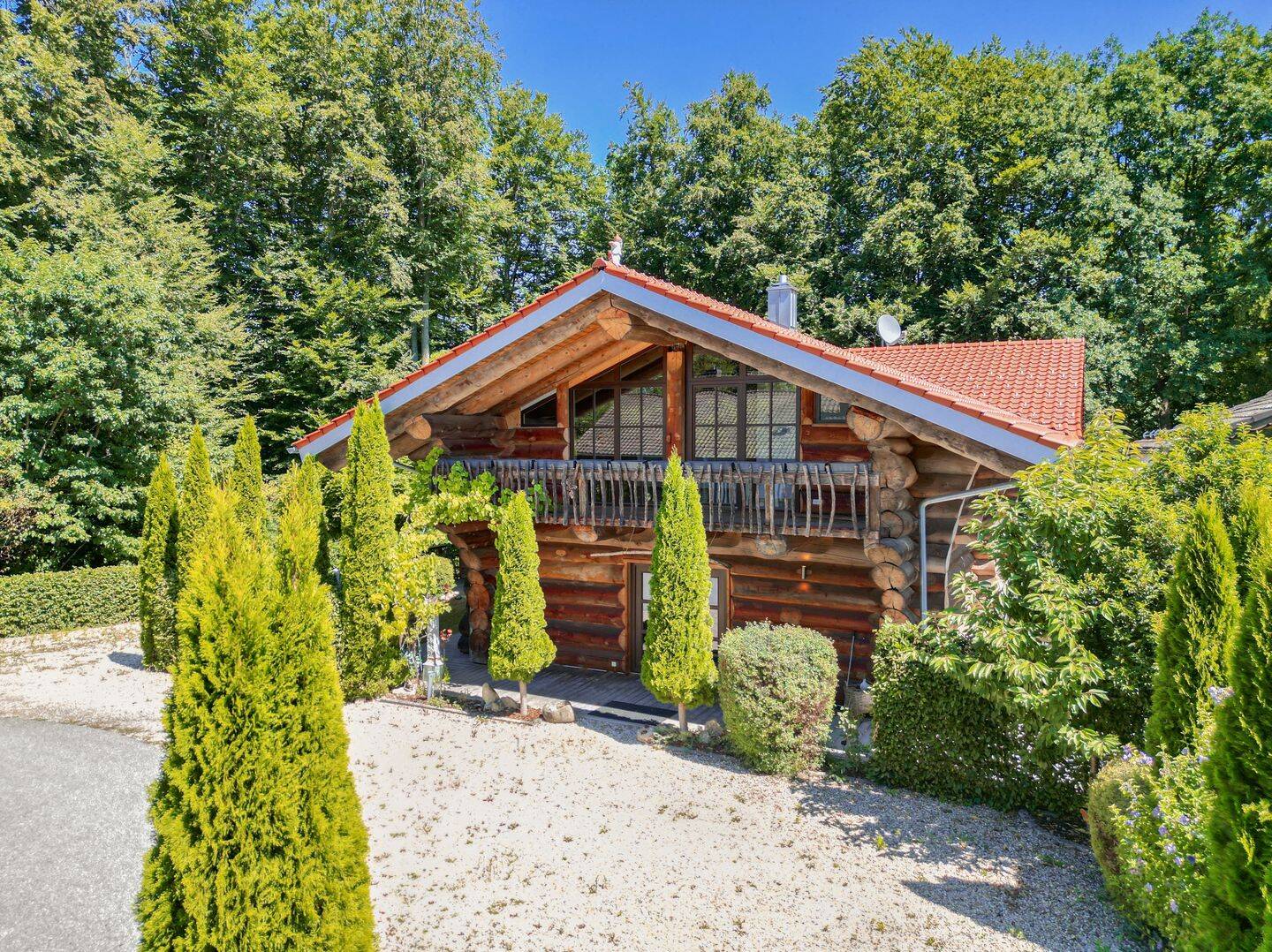 Ein Zuhause wie kein zweites – exklusives Naturstammhaus, 94505 Bernried