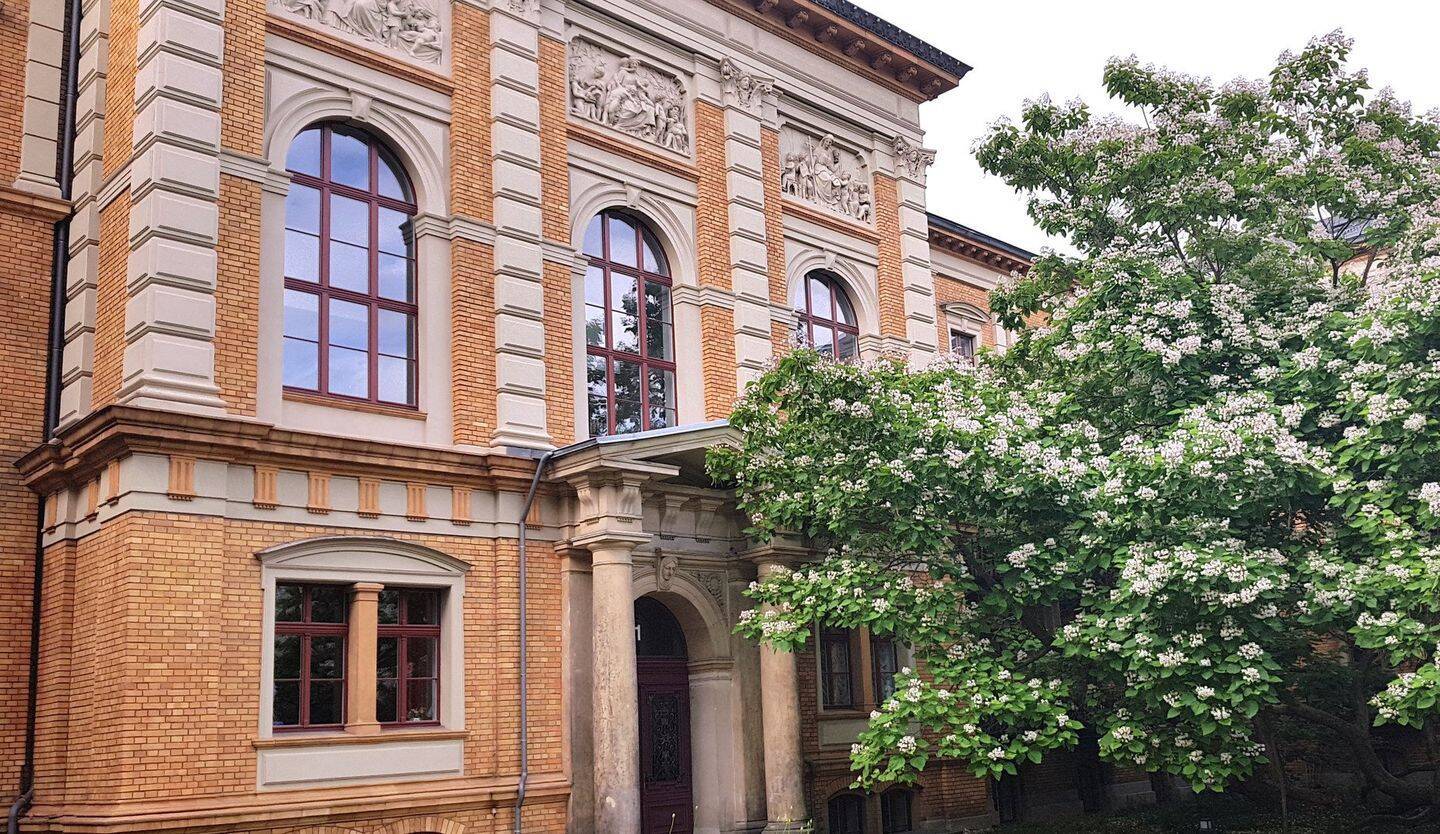 Park am Gleisdreieck – Modernes Apartment in historischer Anlage, 10963 Berlin (Friedrichshain-Kreuzberg Kreuzberg Tiergarten)