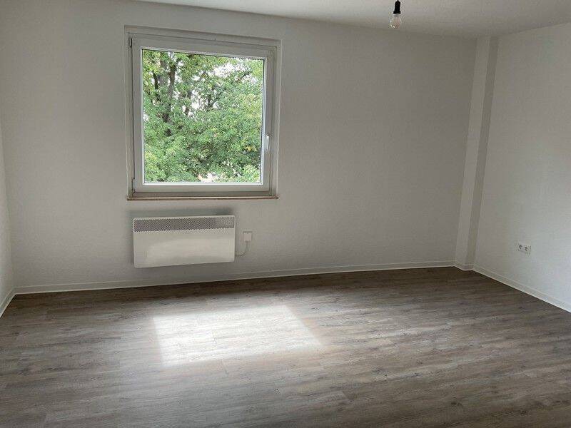 Frisch renovierte Wohnung für die kleine Familie, 30449 Hannover