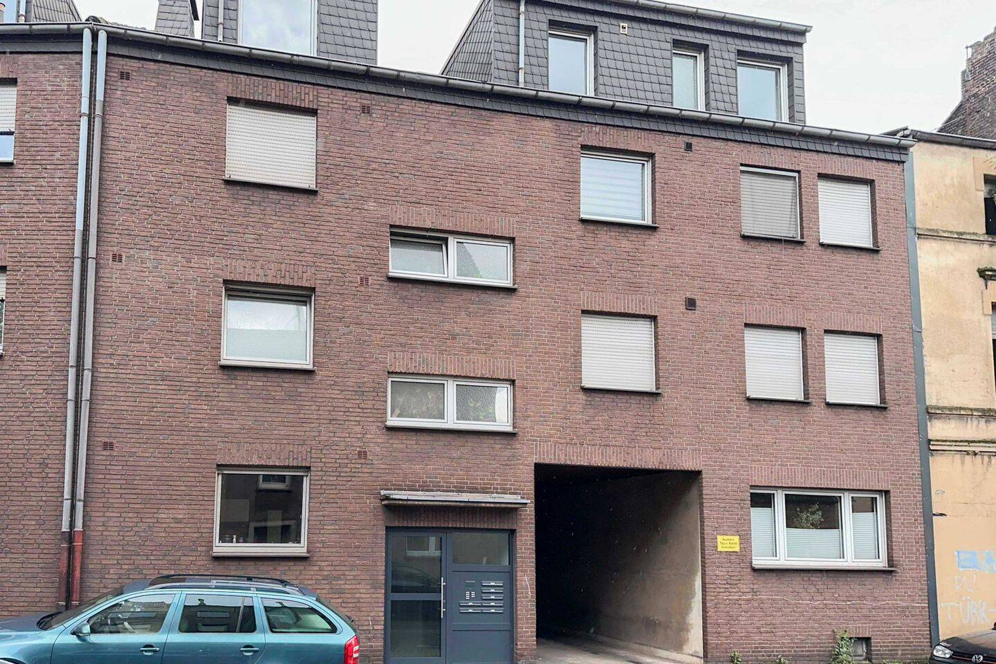 Gepflegte 4-Zimmer-Wohnung mit Einbauküche und Tiefgaragenstellplatz, 47169 Duisburg (Aldenrade Fahrn Marxloh Röttgersbach Wehofen)