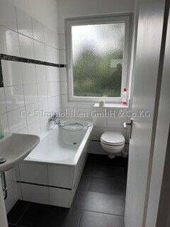 AM PARK  schicke 3-Zimmer-Wohnung (BLK möglich) in ruhiger Lage in der Südstadt