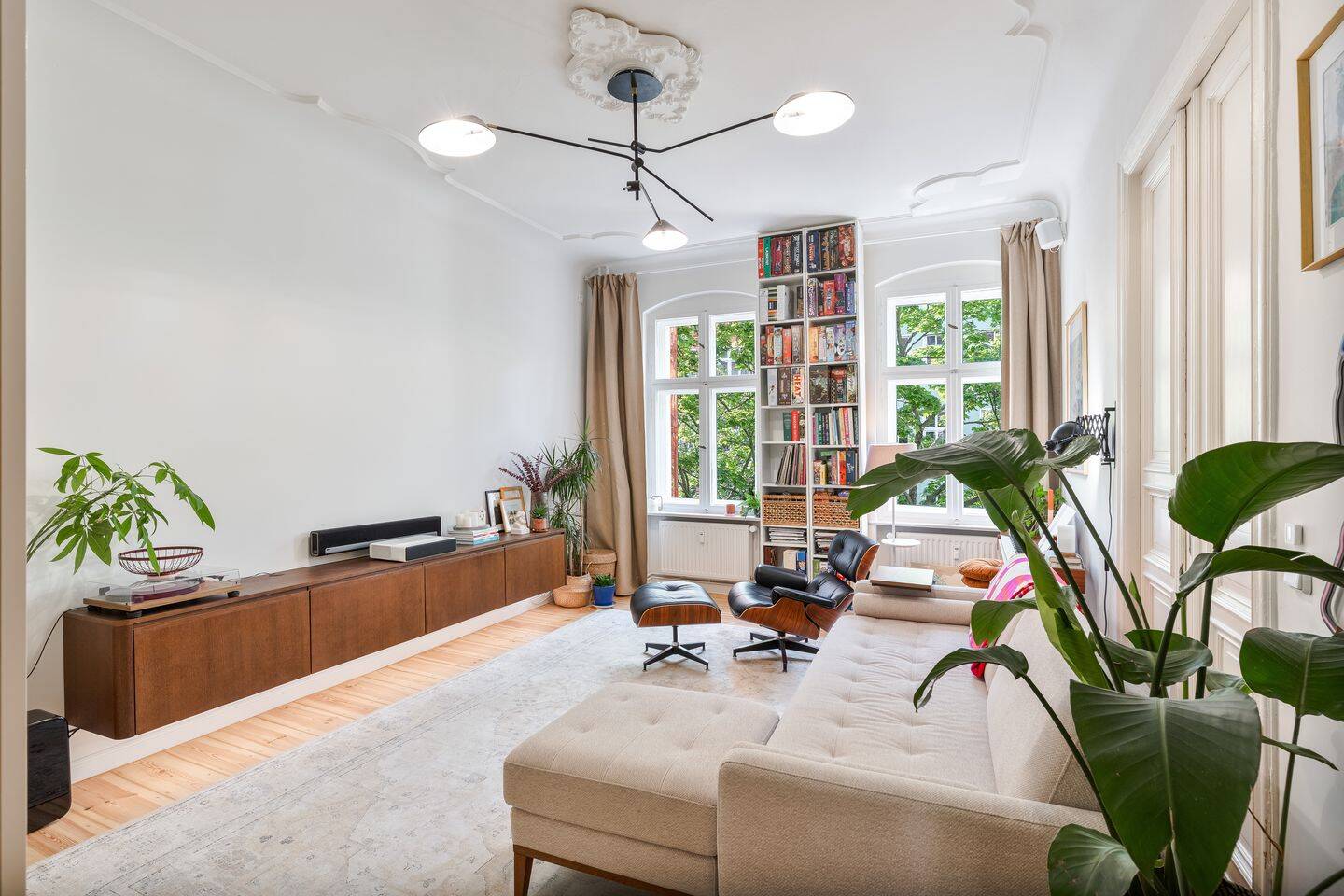 Ein Zuhause mit Charakter – großzügige Altbauwohnung in gepflegtem Ambiente, 10559 Berlin (Mitte Moabit Tiergarten)