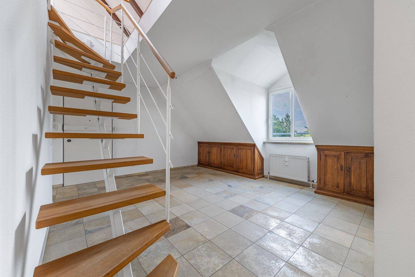 Exklusive Wohnung mit Dachterrasse über den Dächern von München, 81927 München (Bogenhausen)
