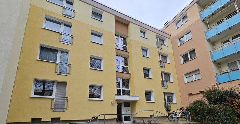 Wunderschöne 3-Zimmer-Wohnung mit großzügigem Balkon!