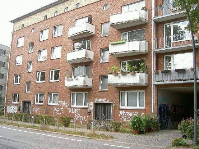 Echternach Immobilien: … 2 Zi.-Wohnung in zentraler Lage!, 22081 Hamburg (Hamburg-Nord Barmbek-Süd Uhlenhorst)