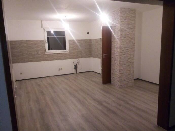 Schöne, helle EG Wohnung, 75449 Wurmberg