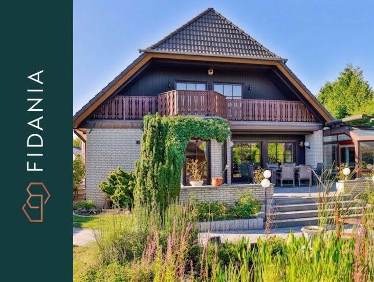 Großzügigkeit trifft auf Gartenidyll Einfamilienhaus mit vielen Extras