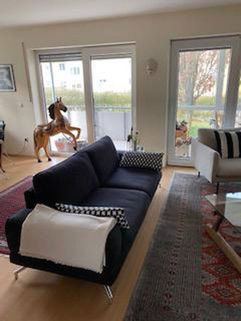 Helle 3 Zimmerwohnung mit Balkon,Wintergarten und Carport Stellplatz, 91438 Bad Windsheim