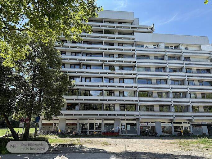 Großzügige, helle 4-Zimmer-Wohnung in München-Schwabing nahe Luitpoldpark, 80796 München (Schwabing-West)