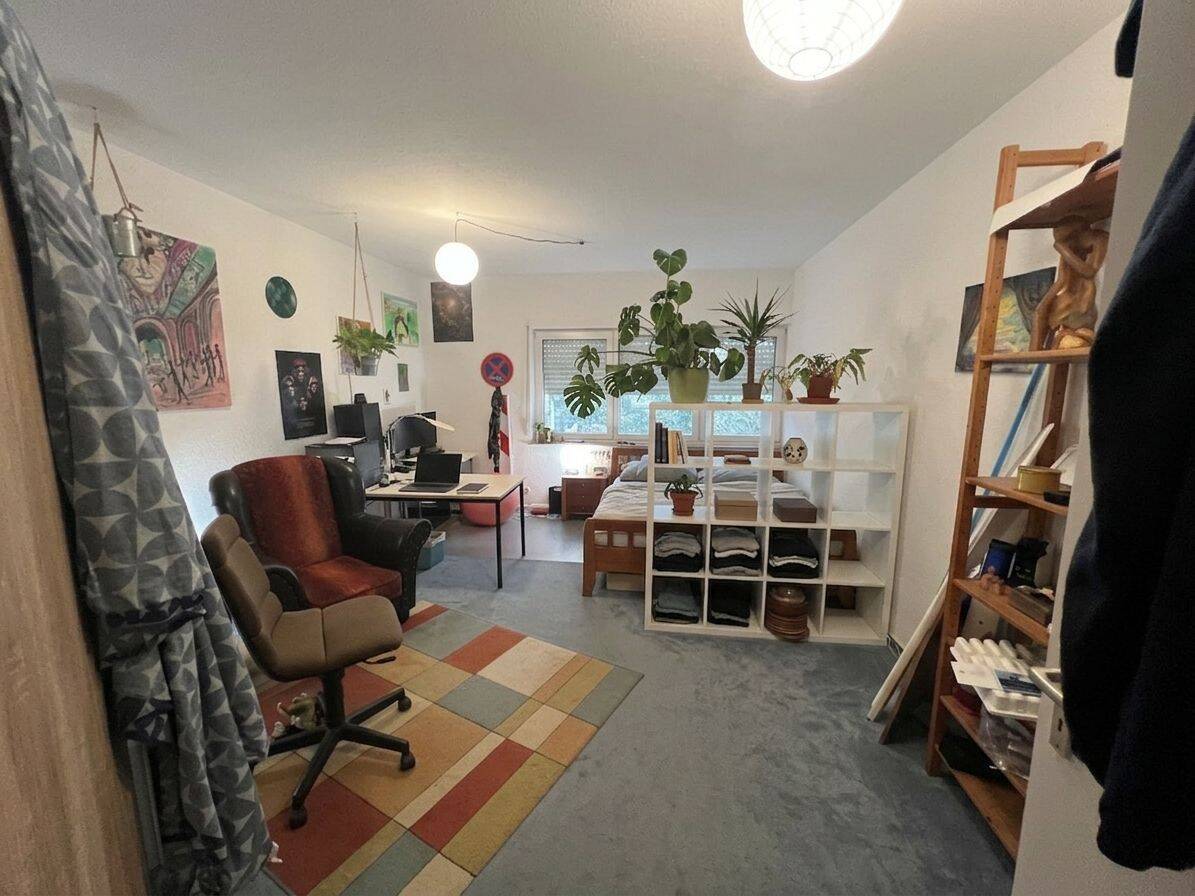 Ideal für WG-Gründung: Großzügige 4-Zimmer-Wohnung mit Balkon & Wohnküche, 79108 Freiburg im Breisgau (Brühl Herdern Hochdorf Lehen Zähringen)