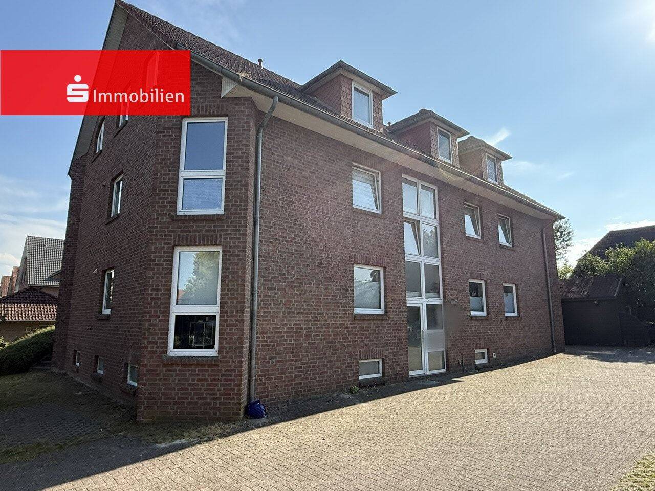 ++Moderne Dachgeschosswohnung in ruhiger Lage von Syke+++, 28857 Syke
