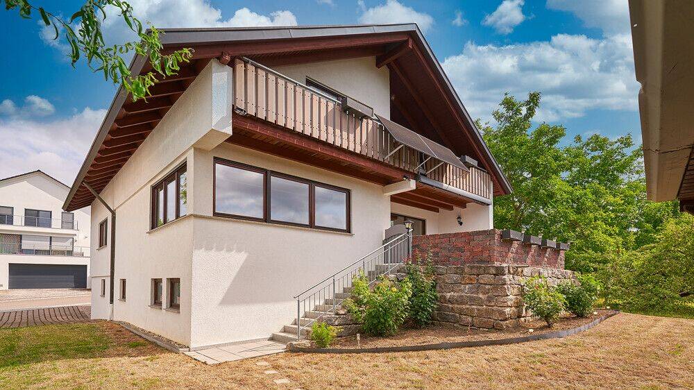 Raum für Leben und Träume! Großzügiges Einfamilienhaus mit Garten, Kamin und Garage, 74354 Besigheim