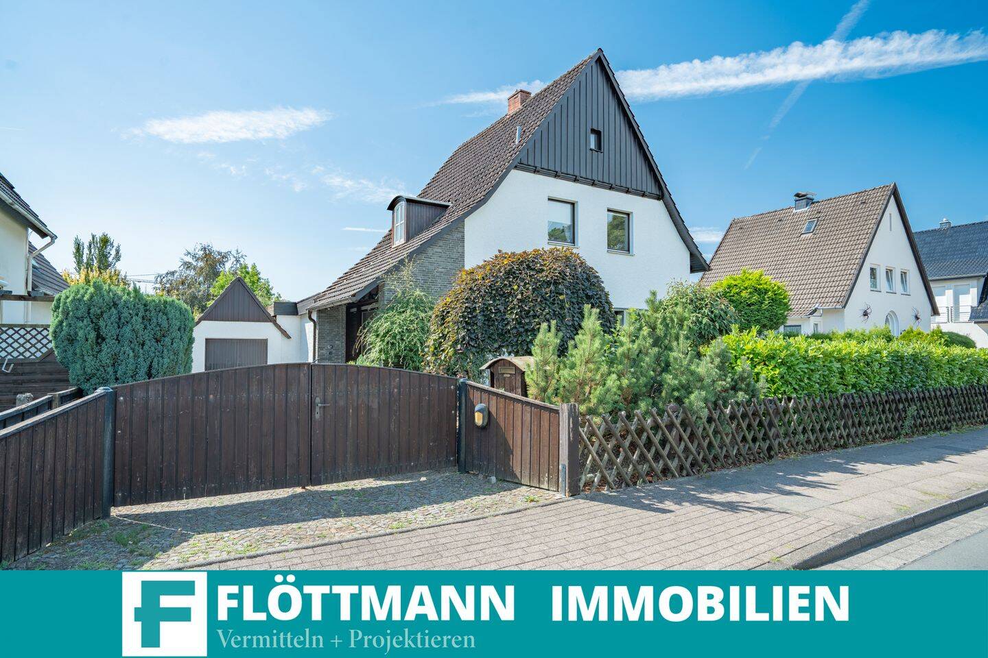 Familienidylle in Senne – Großzügiges Einfamilienhaus mit Traumgarten!