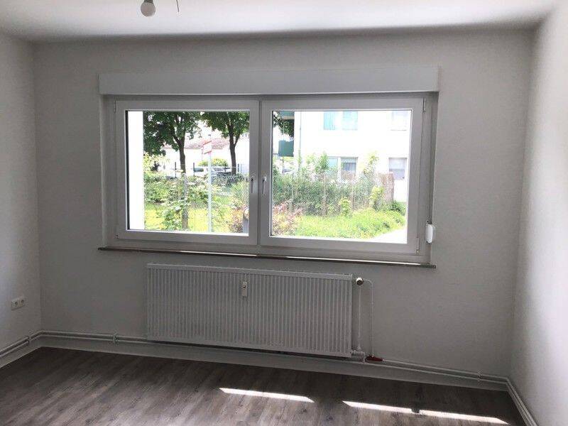 Hier findet jeder seinen Platz: ansprechende 3-Zi.-Wohnung – 33609 Bielefeld – Bild 1 von 1