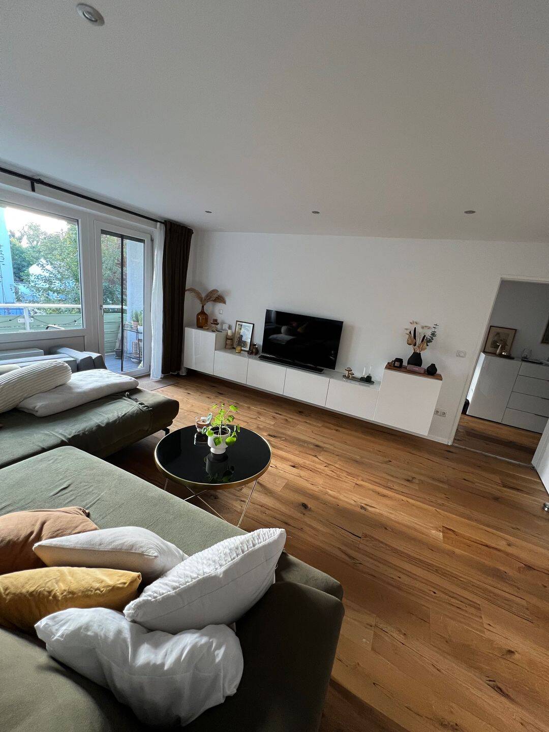 Hochwertig renovierte Wohnung in zentraler und ruhiger Lage, 84028 Landshut (Altstadt Peter und Paul)