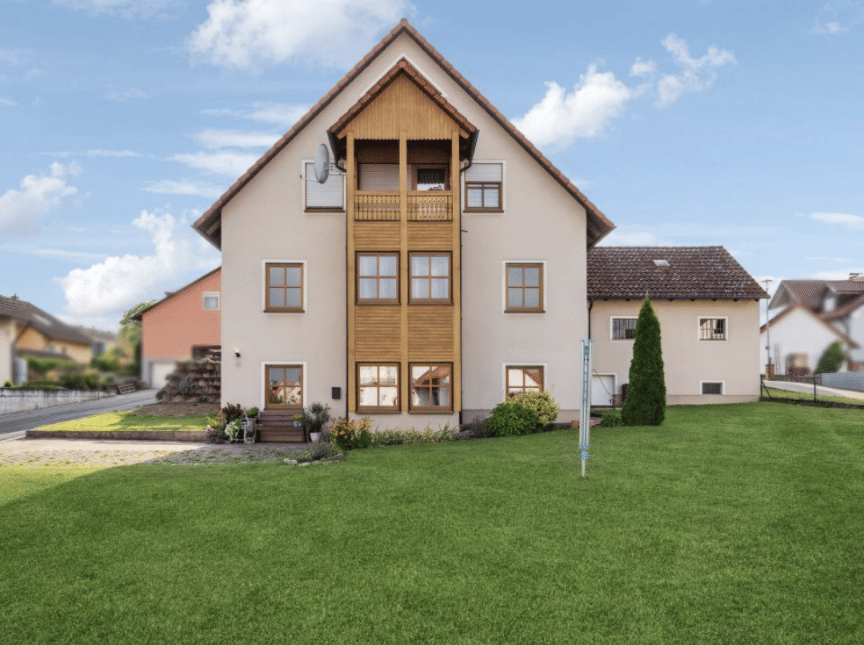 Geräumige 4 Zimmer Wohnung in Edelsfeld zu vermieten, 92265 Edelsfeld