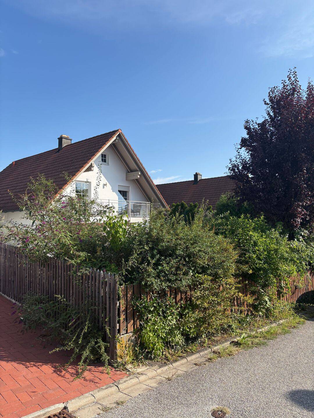 Ansprechendes Einfamilienhaus in familienfreundlicher Lage, 84144 Geisenhausen