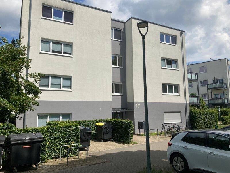 Preisgünstige und ansprechende 4,5-Zimmer-Wohnung