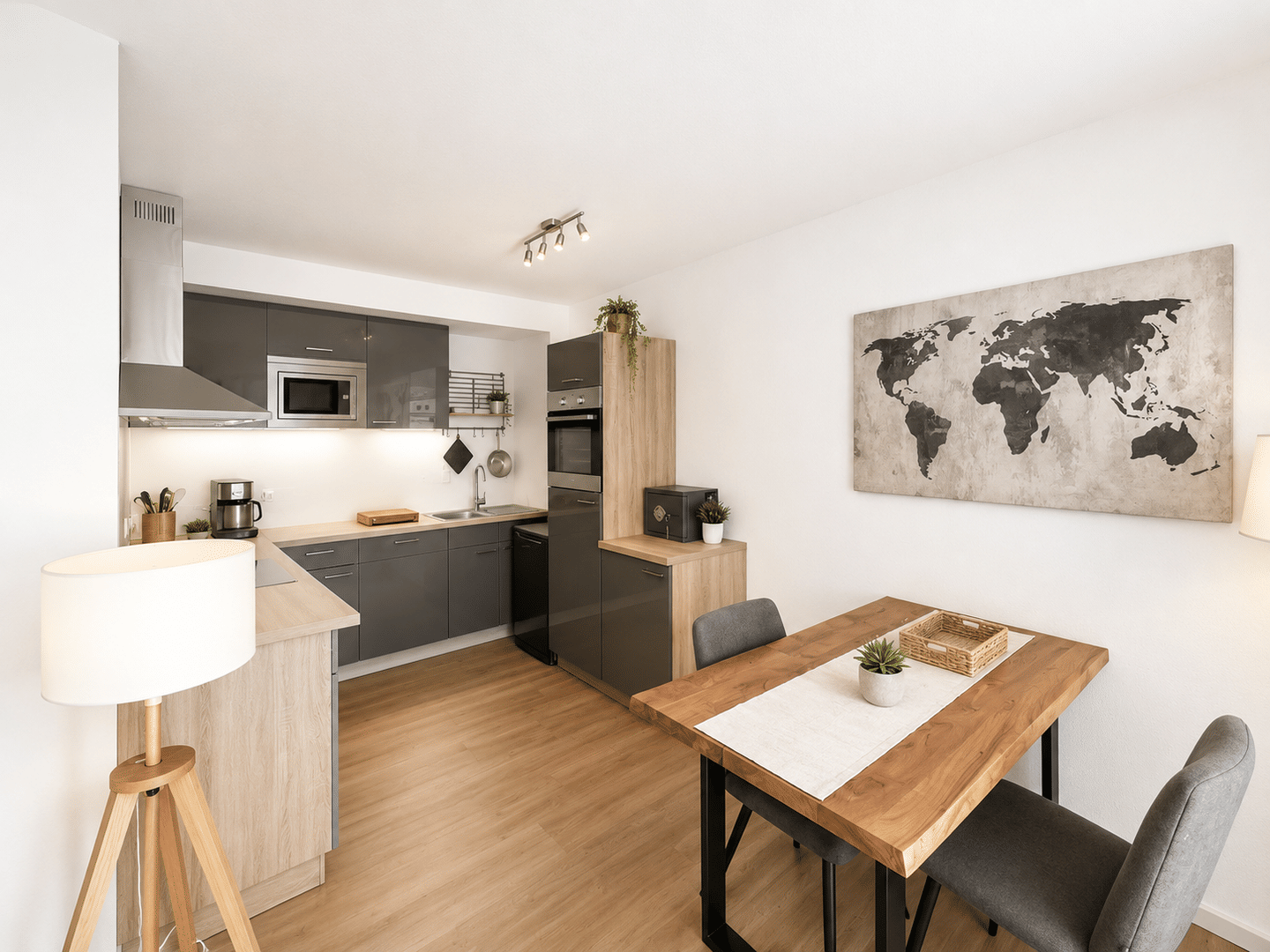 Moderne 2 ZKB mit Dachterrasse im beliebten Stadtquartier Castelnau., 54294 Trier