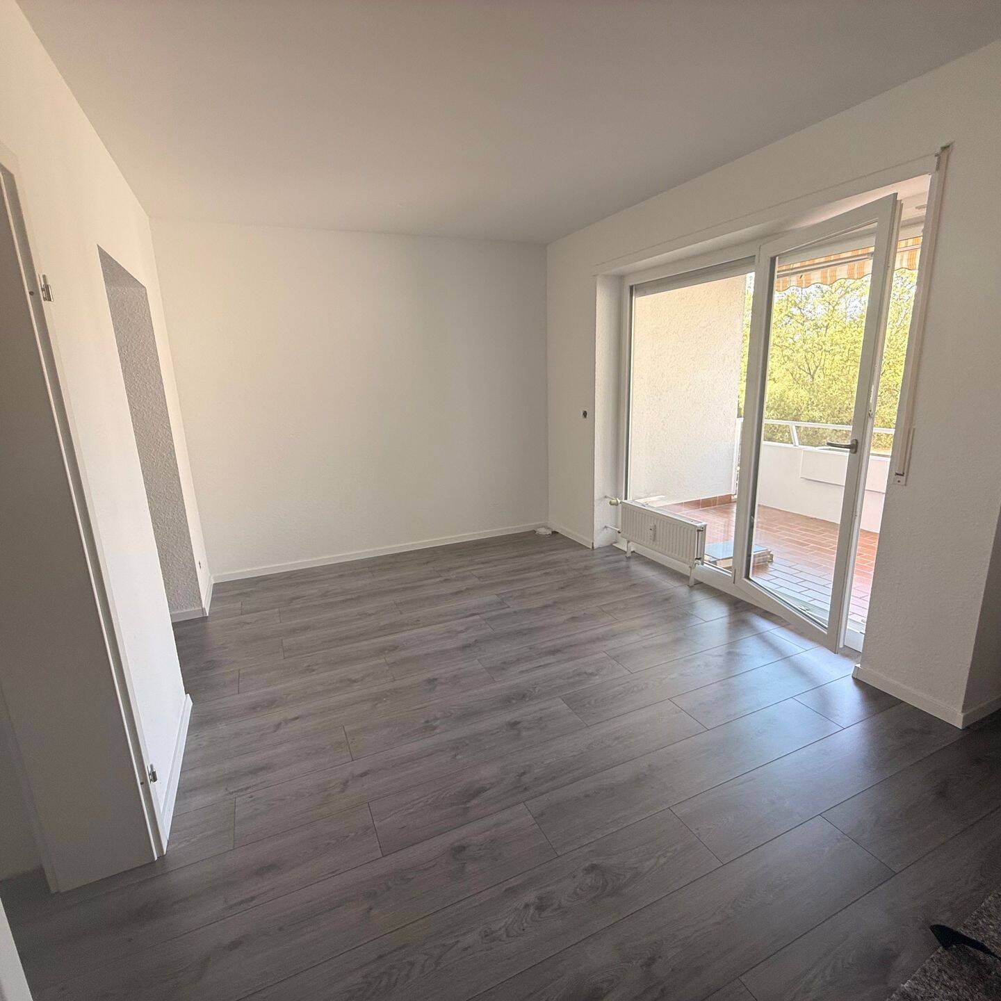 2 Zi. Wohnung in kernsaniertem Zustand, 67067 Ludwigshafen am Rhein (Gartenstadt Maudach Rheingönheim)