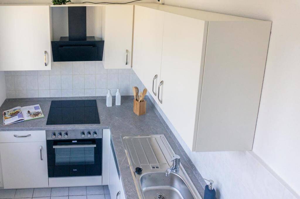 2-Raum-Wohnung mit Einbauküche, 9111 Chemnitz (Altchemnitz Schloßchemnitz Zentrum)