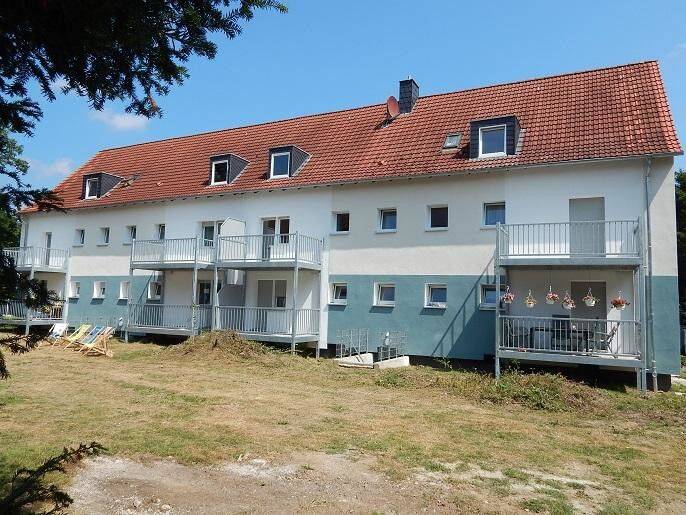 gemütliche, sanierte 2,5-Zimmer-Dachgeschosswohnung