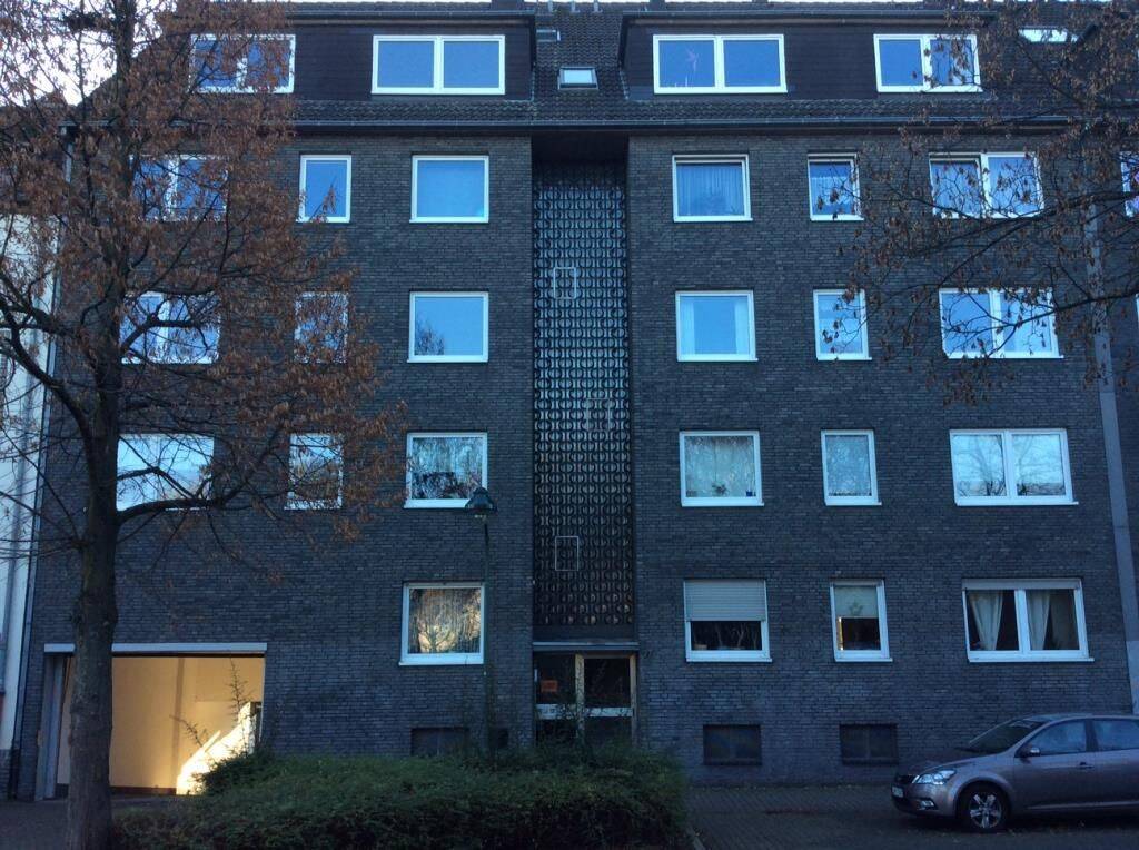 Top gepflegtes Haus direkt am Park!, 40591 Düsseldorf (Eller Holthausen Oberbilk Wersten)