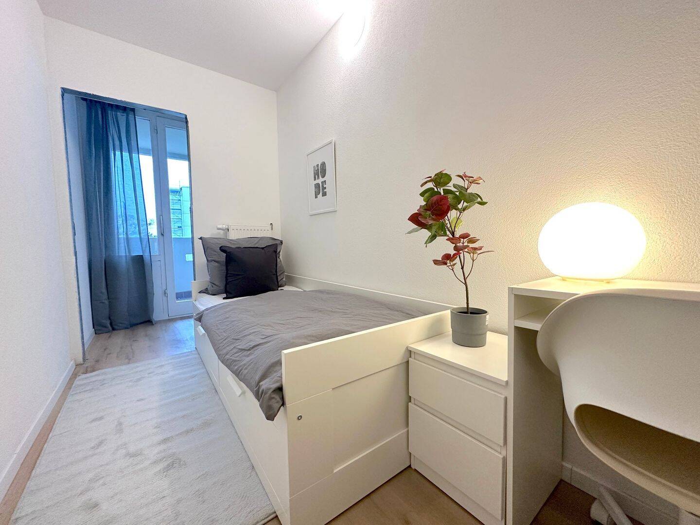 Zimmer frei in 4er WG in Frankfurt – Wiener Straße 73, 60599 Frankfurt am Main (Oberrad Sachsenhausen)