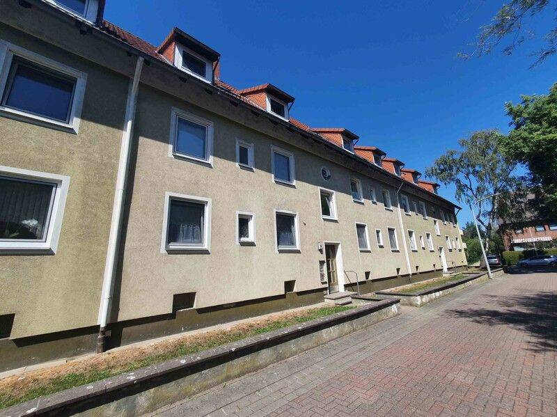 Schöne ruhige Lage, das steht außer Frage., 38126 Braunschweig (Braunschweig Lindenbergsiedlung Mascherode Rautheim Südstadt)