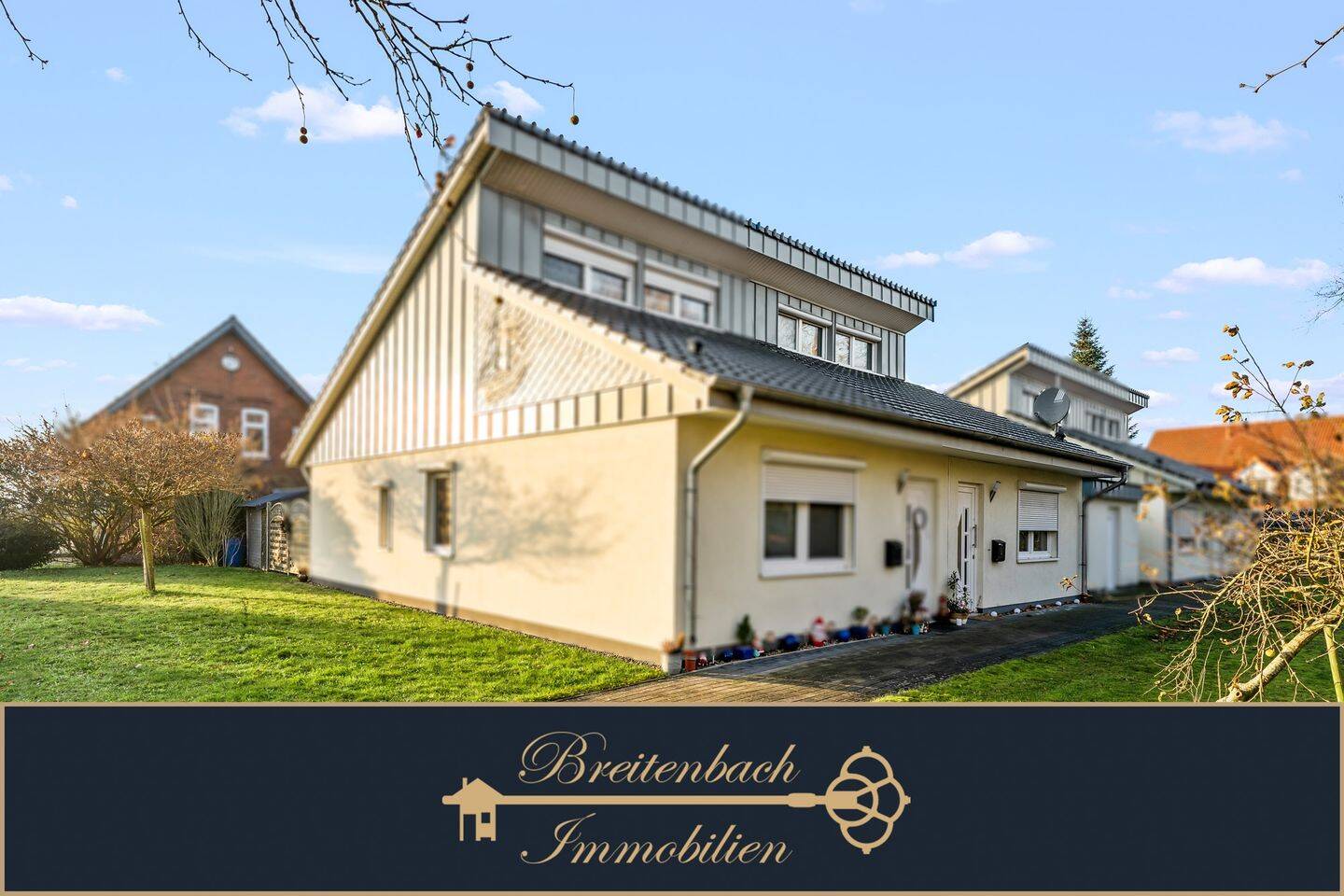 Stilvolle Doppelhaushälfte mit offener Galerie und Terrasse, 26919 Brake (Unterweser)