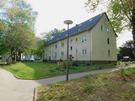 Ruhige Erdgeschosswohnung, ideal auch im Alter! Einzugsbereit!