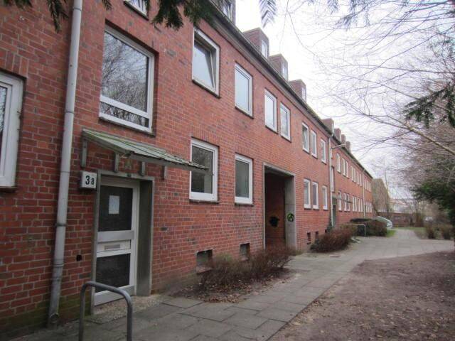 Nette Nachbarn gesucht: Frisch sanierte 1-Zi.-DG-Wohnung mit schönem Ausblick, 21493 Schwarzenbek