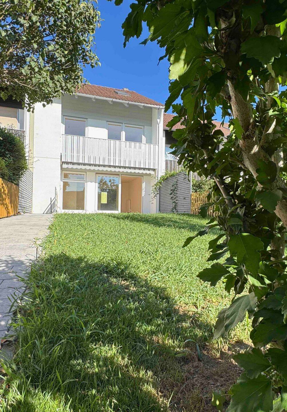 Wohngebäude/Reihenmittelhaus in zentraler Toplage mit Garten 87600 Kaufbeuren, 87600 Kaufbeuren