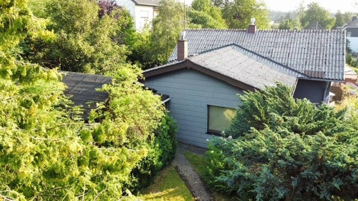 Doppelhaushälfte auf dem Dorf – idyllisch im Grünen!, 95131 Schwarzenbach a. Wald